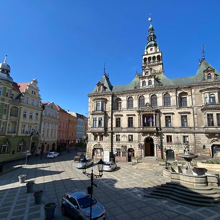 Apartament Przy Ratuszu Kłodzko Buitenkant foto