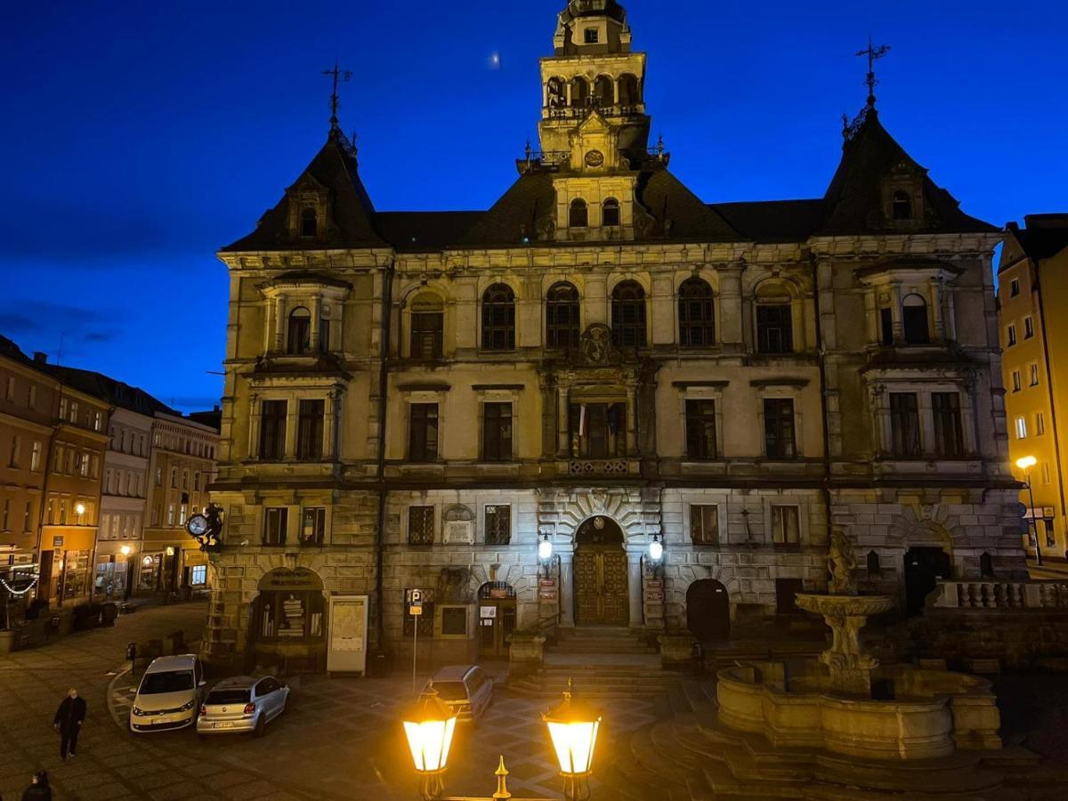 Apartament Przy Ratuszu Kłodzko Buitenkant foto