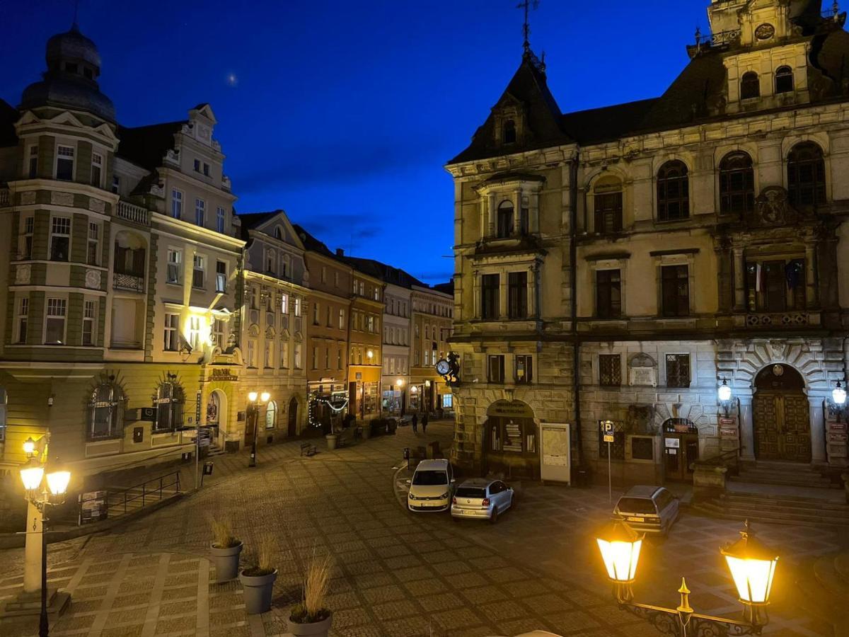Apartament Przy Ratuszu Kłodzko Buitenkant foto