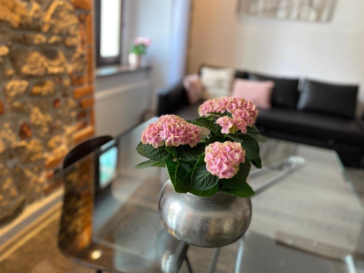 Apartament Przy Ratuszu Kłodzko Buitenkant foto