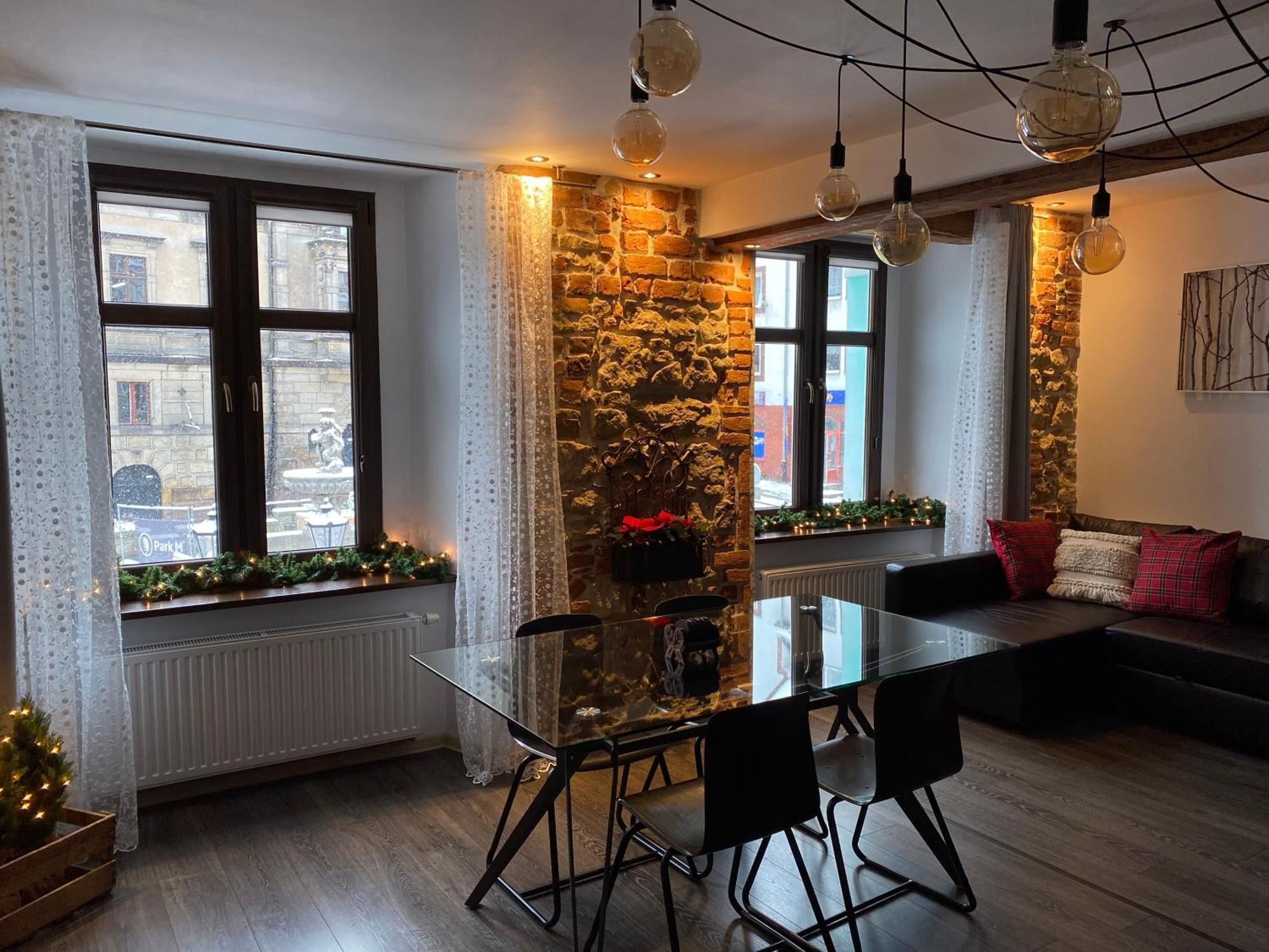 Apartament Przy Ratuszu Kłodzko Buitenkant foto