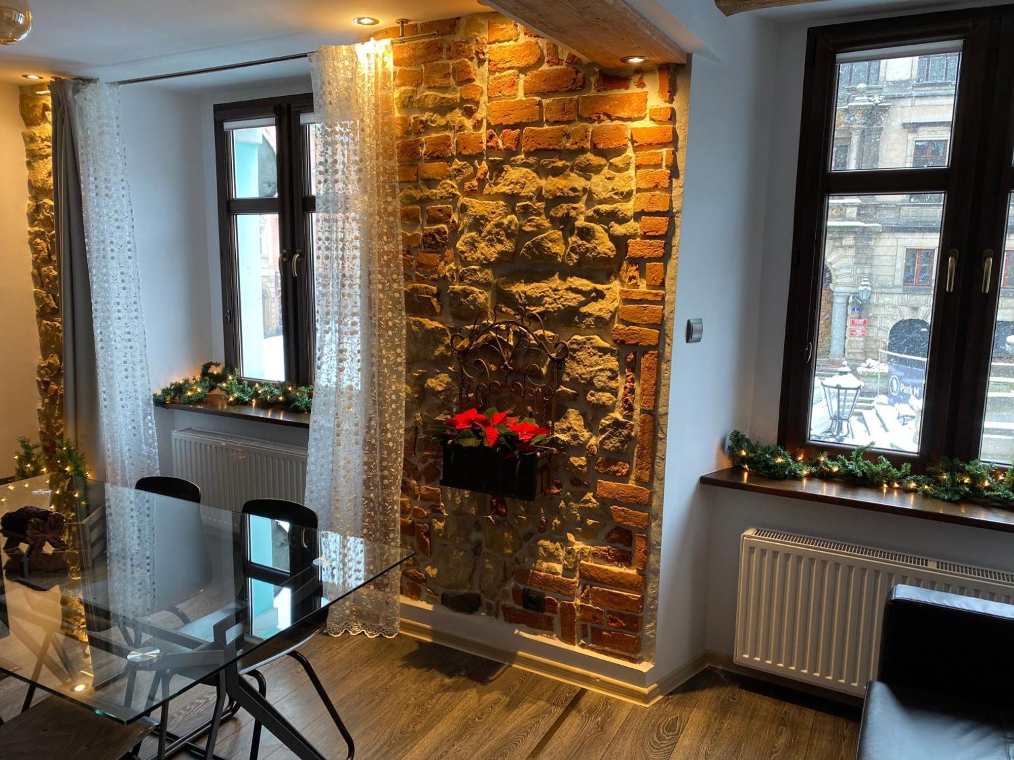 Apartament Przy Ratuszu Kłodzko Buitenkant foto