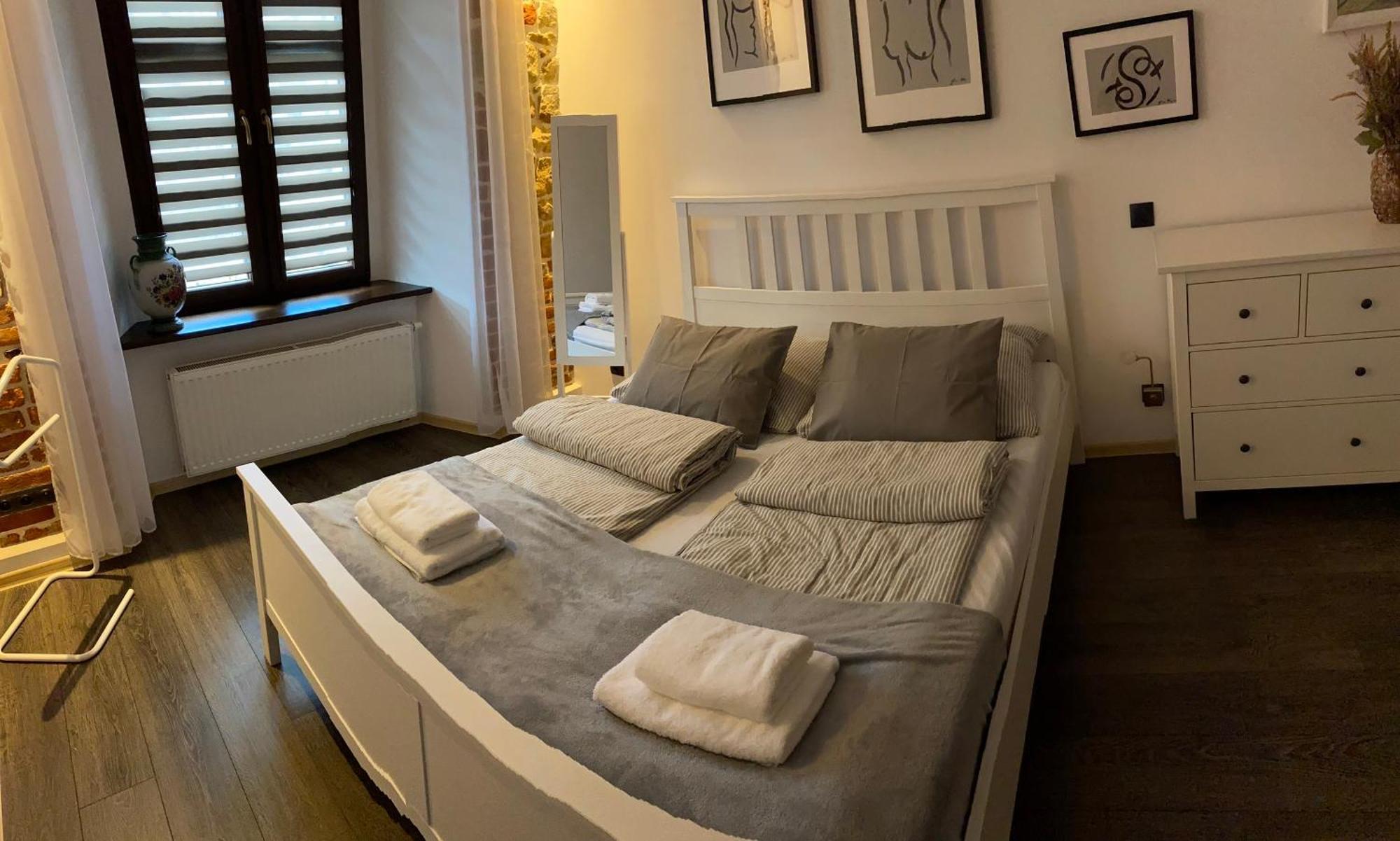 Apartament Przy Ratuszu Kłodzko Buitenkant foto