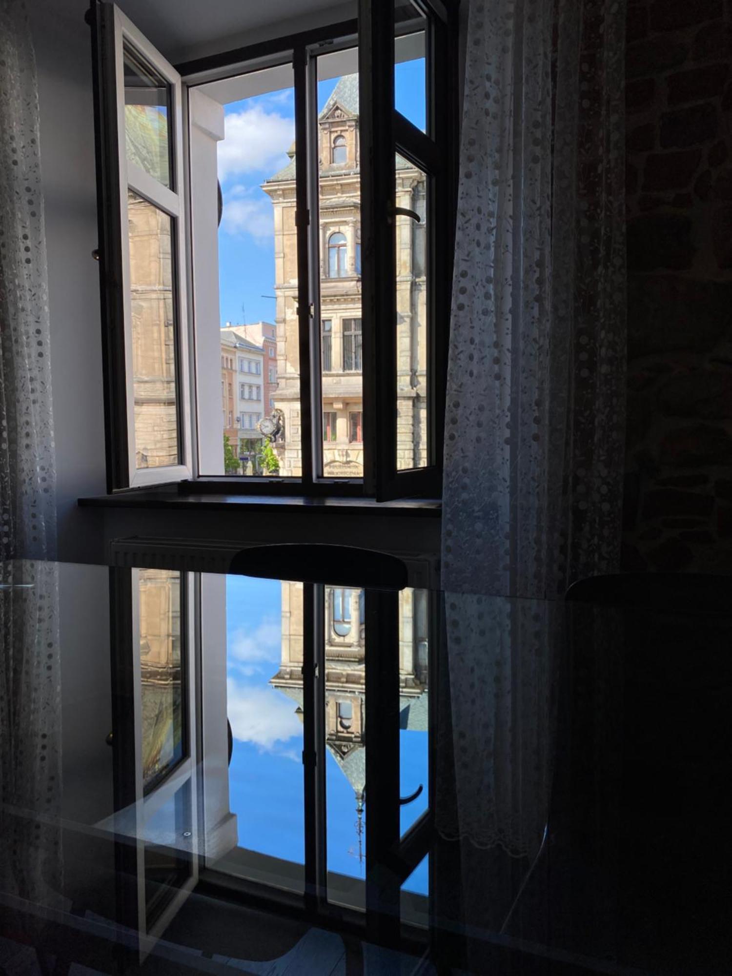 Apartament Przy Ratuszu Kłodzko Buitenkant foto